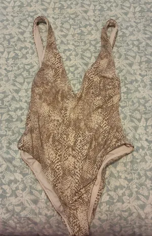 Radio Fiji One Piece Bikini thumbnail 1