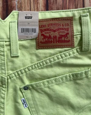 Levi's Strauss Women’s Notch High Waisted Mom Shorts Daiquiri Green Size 26 thumbnail 9