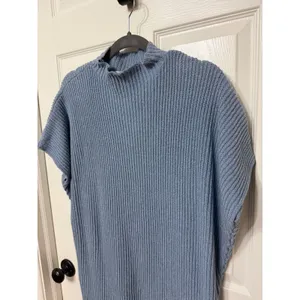 Free People Beach Blue Ribbed Knit Mock Neck Sweater Vest Sleeveless‎ Top S/P thumbnail 2
