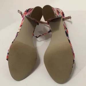 Madden Girl floral heels size 7 ankle strap open toe pink multicolored thumbnail 3