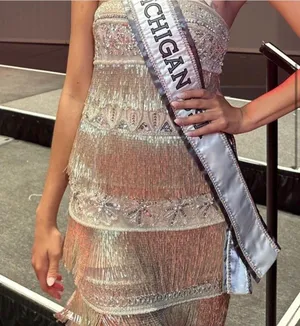 Sherri Hill cocktail dress!! thumbnail 2