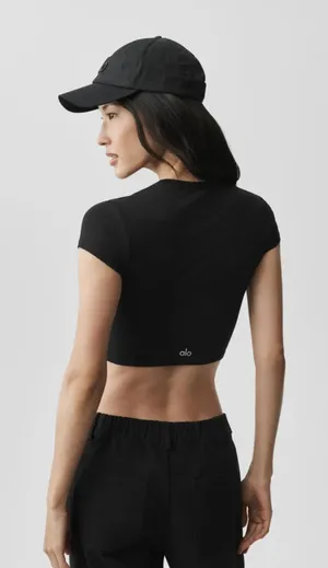 Alo Yoga Black Ribbed Cropped V-Neck Top – Size XS thumbnail 1