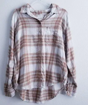 American Eagle Plaid Button Down Long Sleeve Shirt thumbnail 1