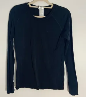 Athleta Black‎ Longsleeve fitted athletic top size large thumbnail 1