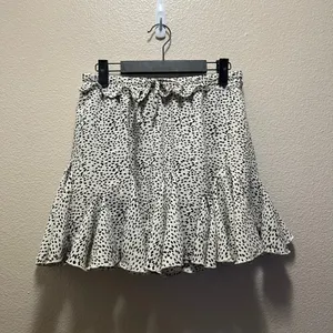 Miou Muse Skort Polka Dot White MMSK376 Elastic Waist Ruffle Size Medium thumbnail 2