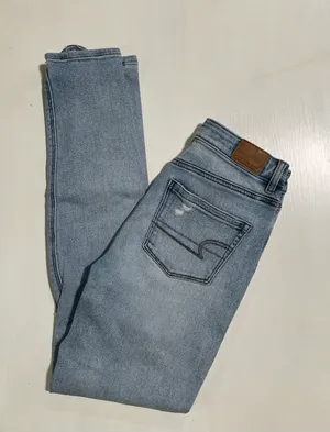 American Eagle mom jeans thumbnail 3