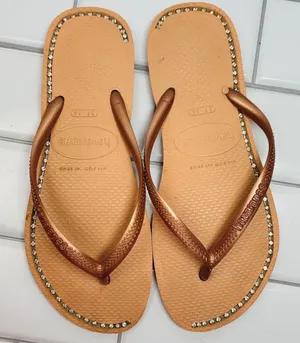 Havaianas Slim Flip Flops Rose Gold with Diamond-like stones embedded size 7/8 thumbnail 1