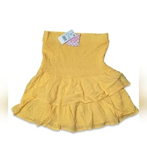 Ascot And Hart Ruch Ruffle Skirt Or Top! Summer Is Coming thumbnail 2