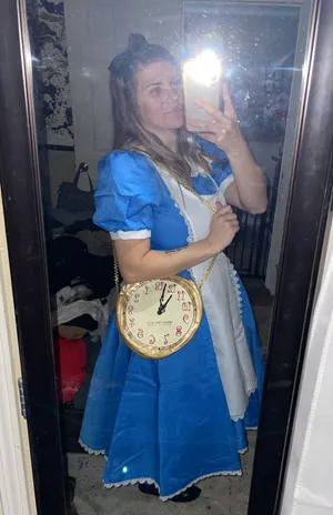 A.L.C. Alice In Wonderland Costume thumbnail 3