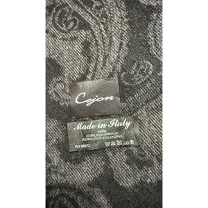 Cejon Made in Italy Charcoal Black Paisley Fringed Acrylic Scarf RN 98072 thumbnail 4