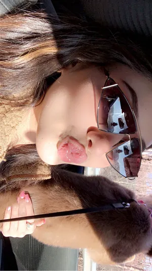 Burberry Sunglasses thumbnail 6