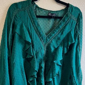 Zara Olive Green Ruffled V-Neck Blouse size‎ medium work career lightweight thumbnail 2
