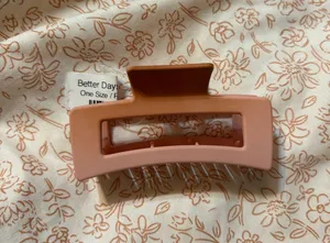 Boutique Hair Clip thumbnail 1