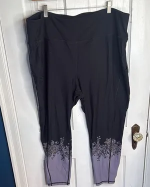 Torrid Black & Purple Floral Full length Wicking Legging W1172 Plus Size 4X thumbnail 3