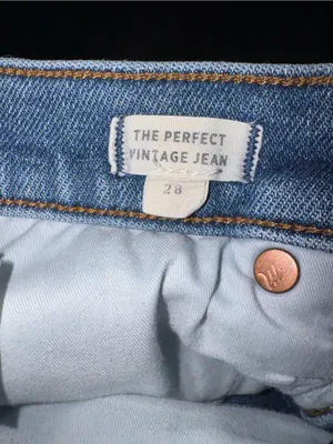 Madewell The Perfect Vintage High-Rise Straight-Leg Jeans in Medium Blue Wash thumbnail 3