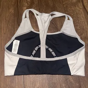 Nike racerback athletic S sporty workout bra thumbnail 2