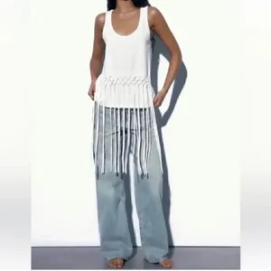 Zara White Fringe Sleeveless Cotton Top (Size Medium) thumbnail 3