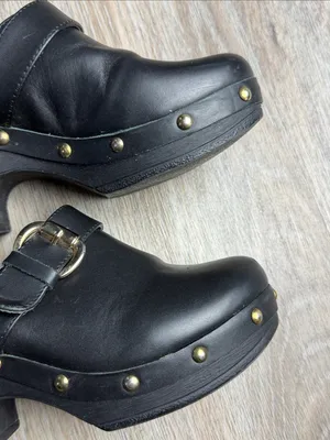 Steve Madden Leather Studded Platform Clogs – Women’s Size 6M thumbnail 7