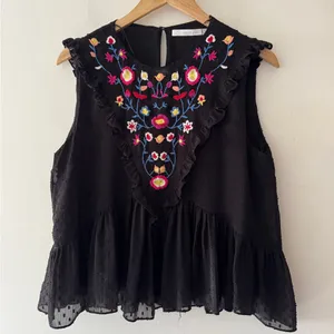 Zara Blouse Embroidered Boho Swiss Dot Sleeveless Ruffle Top Blouse Small‎ Black thumbnail 1