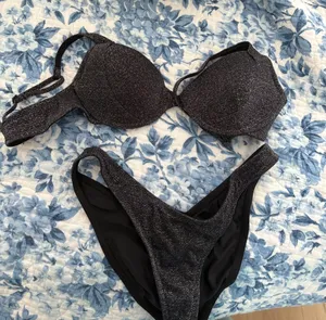 Triangl Bikini Set thumbnail 1