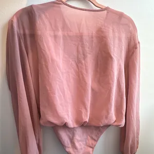 Wilfred Dusty Pink Body Suit in Size Medium thumbnail 2