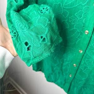 Anthropologie Akemi + Kin Abacos Green Eyelet‎ Tunic Blouse Top Medium OB762780 thumbnail 6