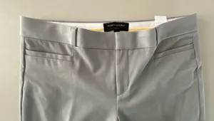 Banana Republic | ladies Sloan Fit cropped pants. Size: 6 thumbnail 8