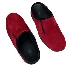 Hush Puppies Women's Red 360 Leather Slip on Shoes(Size 6W) thumbnail 1