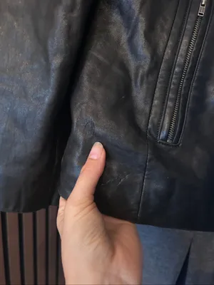 Excelled collection black leather jacket with fur trim around the neck size XL thumbnail 4