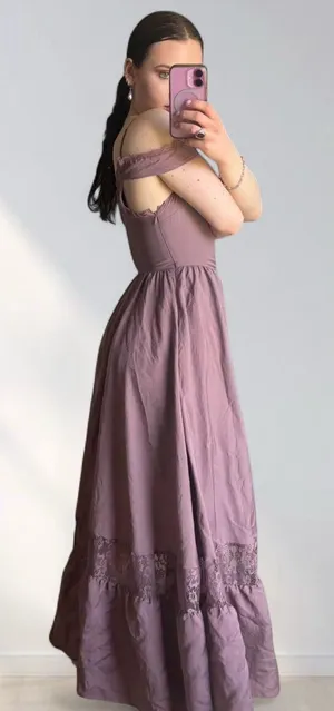 Mauve dress with lace trim Purple thumbnail 1