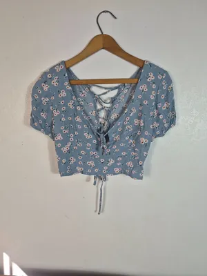 Sky & Sparrow Blue Floral Crop Top thumbnail 1