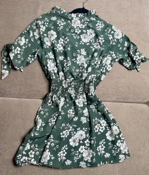 Women’s green floral smocked waist dress thumbnail 5