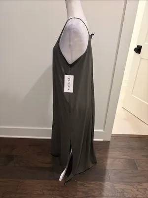 New With Tags Athleta Petite Hayes Pleated Dress Sz SP (fits large) thumbnail 4