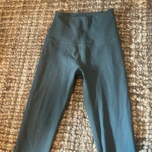 Beyond Yoga Green High Waisted Yoga Leggings thumbnail 5
