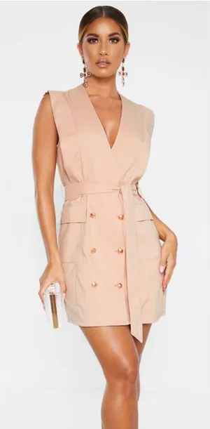 Pretty Little Thing NUDE SLEEVELESS GOLD BUTTON DETAIL BLAZER DRESS thumbnail 1
