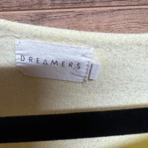 Dreamers M/L‎ yellow top thumbnail 2
