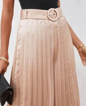 VICI NWT Flying Tomato True Elegance Satin Pleated Belted Wide Leg Pants in light taupe. Size Large thumbnail 2