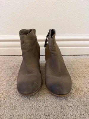 Nordstrom BP Women’s Taupe Leather Block Heel Ankle Boots Fringe Zip Up size 9 thumbnail 2