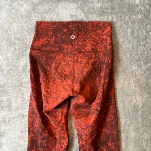 Lululemon Wunder Train High Rise Leggings 25" Denim Wash‎ Print Red Black Size 4 thumbnail 2