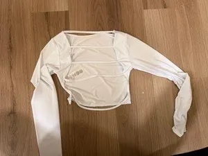Pretty Little Thing Long sleeve shirt thumbnail 1