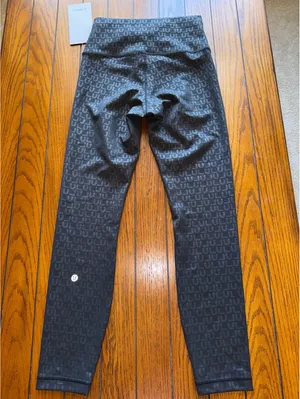 Lululemon Wunder Train No Line High Rise 25” Lulu Stack Emboss Black Size 6 NWT thumbnail 3