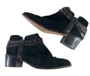 Clarks Black Suede Studded Leather Heel Booties Boho Western ankle boots thumbnail 1
