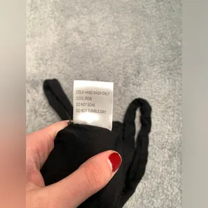 White fox black cropped tank top XS thumbnail 4