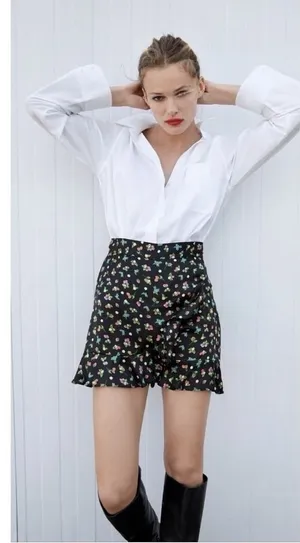 ZARA Black Floral Fruit Berries Ruffled Satin Shorts Skort Satin Summer X-Small thumbnail 1