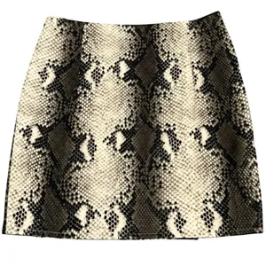 Salty Faux Leather Snakeskin Mini Skirt Python Animal Print Women's Sz Medium M thumbnail 3