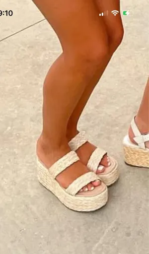 Steve Madden Sandals Platform thumbnail 1