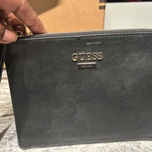 GUESS Black Leather Pouch thumbnail 5