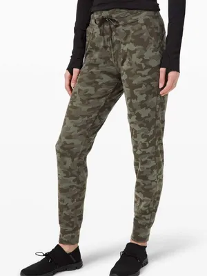 Lululemon Ready to Rulu Jogger Heritage Camo Dark Olive Green Twill thumbnail 1