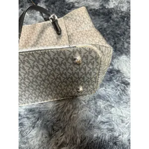 Michael Kors handbag purse Black & Silver shoulder bag flaws pictured thumbnail 7