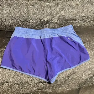 Womens M Nike Dri Fit Athletic Running Shorts w/Biker Shorts- Purple thumbnail 3